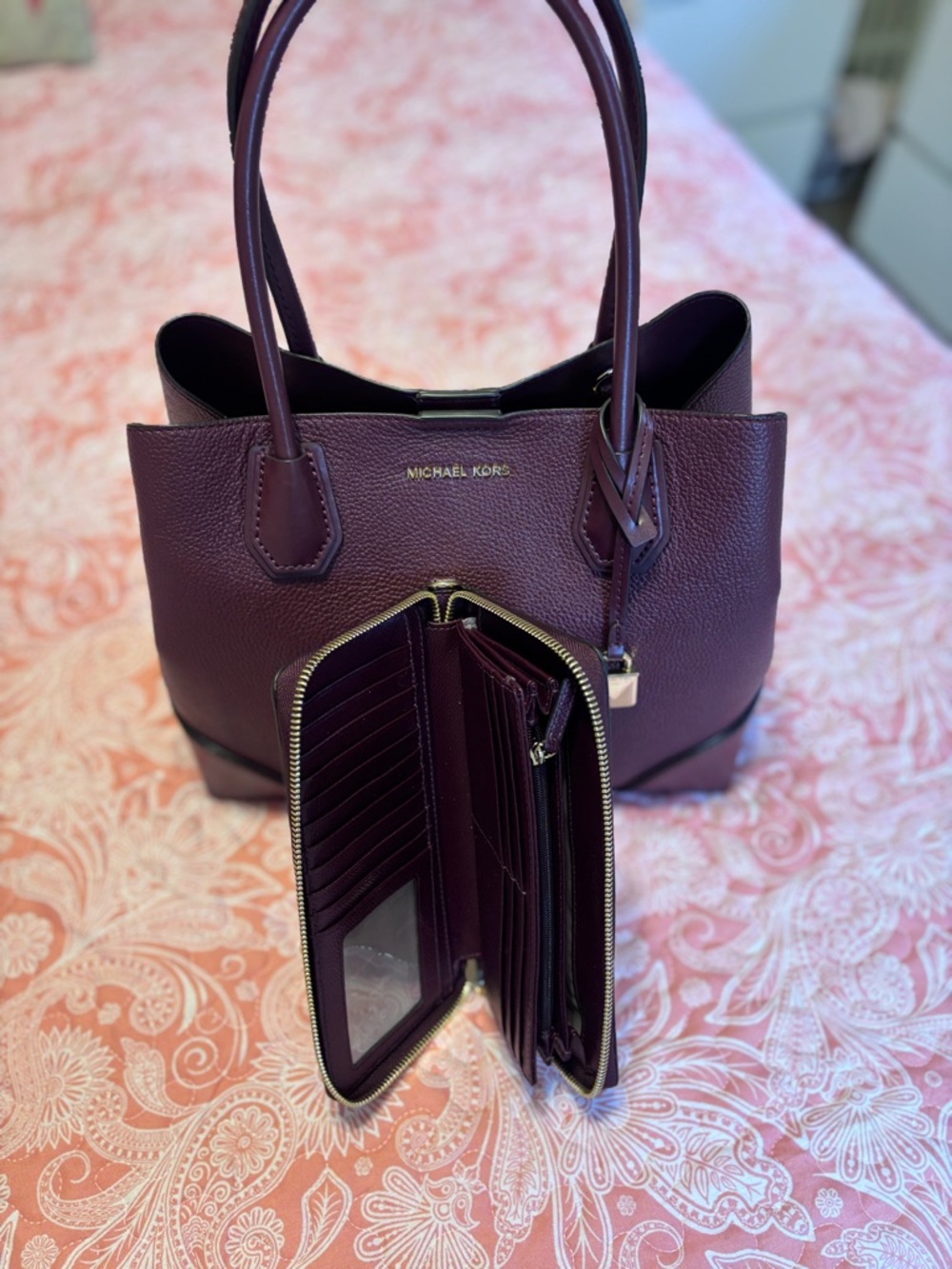 Michael Kors Satchel Handbag - Picture 6 of 16